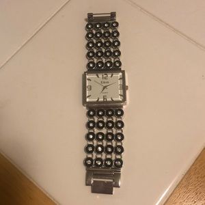 Beautiful Eikon Black And Silver Watch